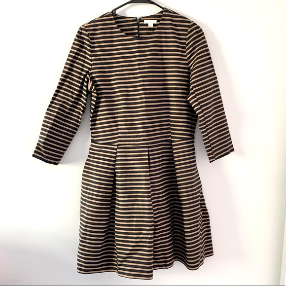 Like New! Gap Striped Fit & Flare Dress - Picture 4 of 14